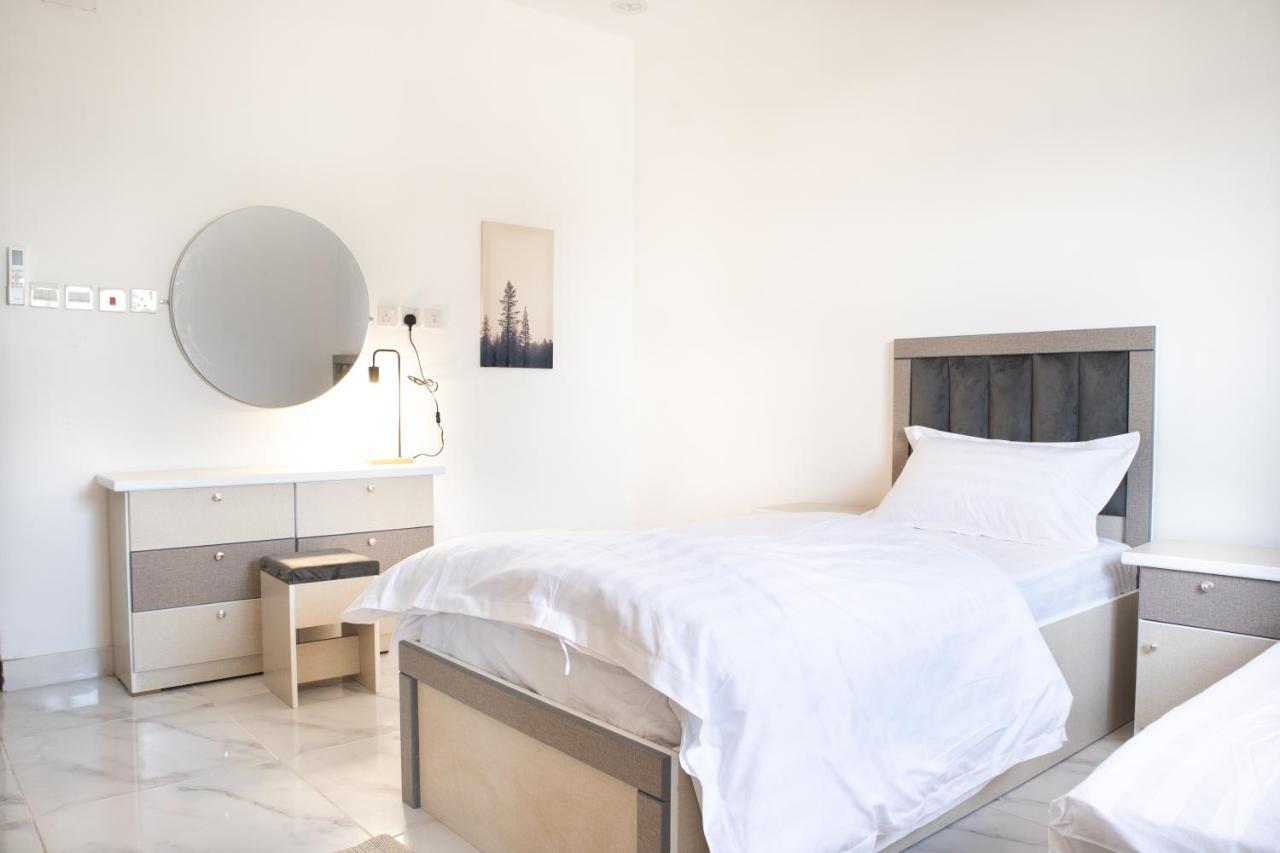 Comfortable & Big Family Apartments 10Mins Drive To Al-Masjid -Nabawi - Nozol Noor 2 Medina Luaran gambar