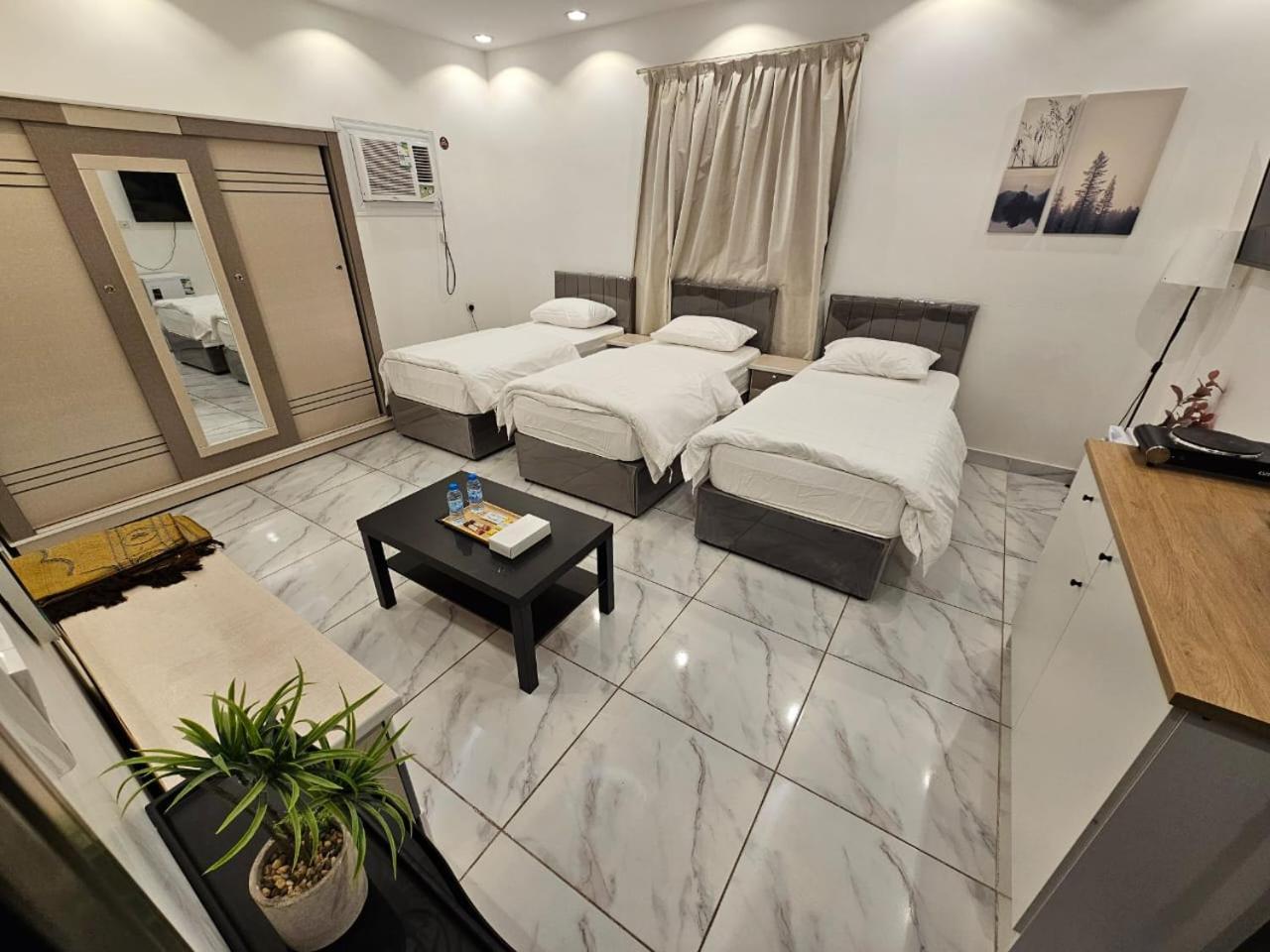 Comfortable & Big Family Apartments 10Mins Drive To Al-Masjid -Nabawi - Nozol Noor 2 Medina Luaran gambar